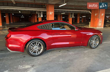 Купе Ford Mustang 2016 в 