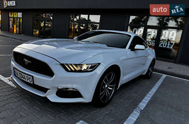 Купе Ford Mustang 2016 в 