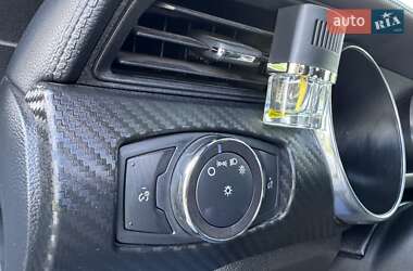 Купе Ford Mustang 2019 в 