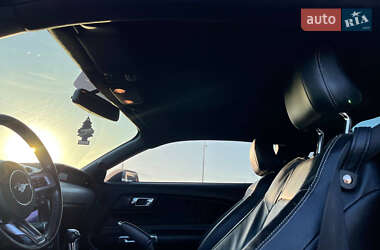 Купе Ford Mustang 2015 в 