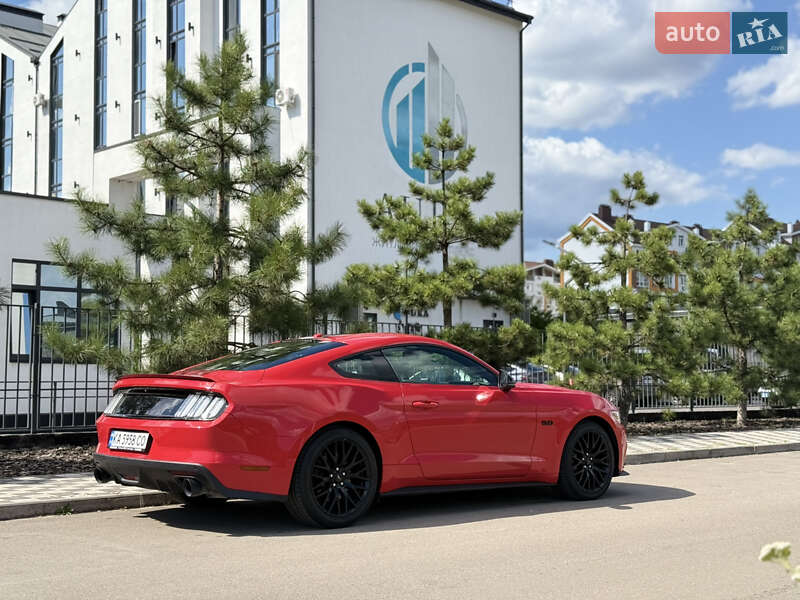 Купе Ford Mustang 2017 в Киеве