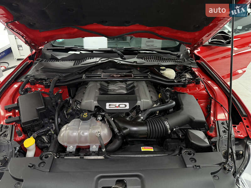 Купе Ford Mustang 2017 в Киеве