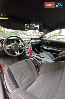 Купе Ford Mustang 2017 в 