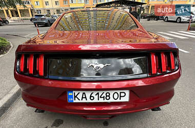 Купе Ford Mustang 2017 в 