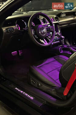 Купе Ford Mustang 2015 в 
