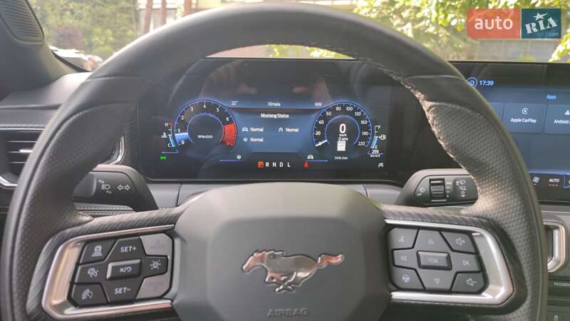 Купе Ford Mustang 2024 в Києві