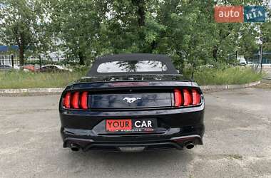 Кабриолет Ford Mustang 2019 в 