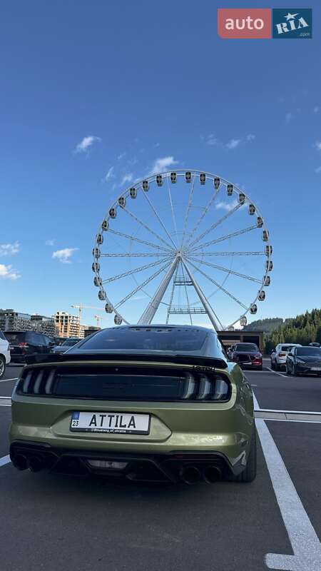 Купе Ford Mustang 2015 в Хмельницком