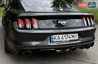 Купе Ford Mustang 2016 в 