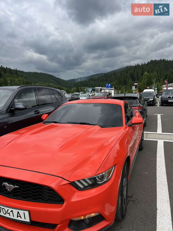 Купе Ford Mustang 2016 в Каменском