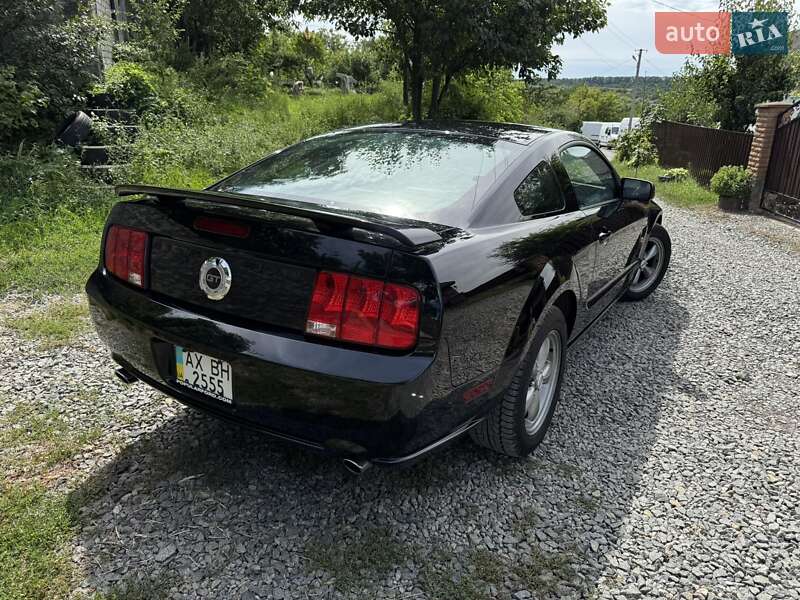 Купе Ford Mustang 2008 в Умани фото 4 Купе Ford Mustang 2008 в Умани