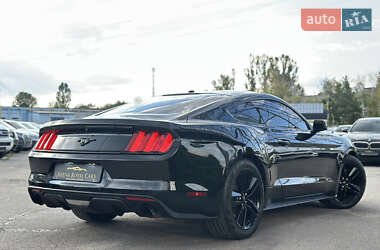 Купе Ford Mustang 2014 в 