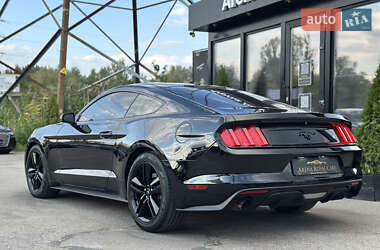 Купе Ford Mustang 2014 в 