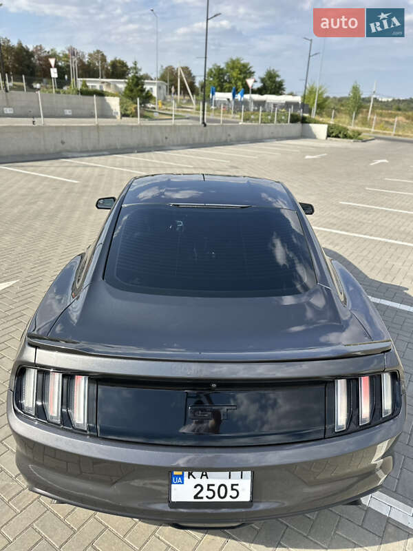 Купе Ford Mustang 2016 в Киеве фото 31 Купе Ford Mustang 2016 в Киеве