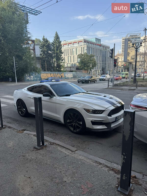 Купе Ford Mustang 2015 в Днепре фото 18 Купе Ford Mustang 2015 в Днепре