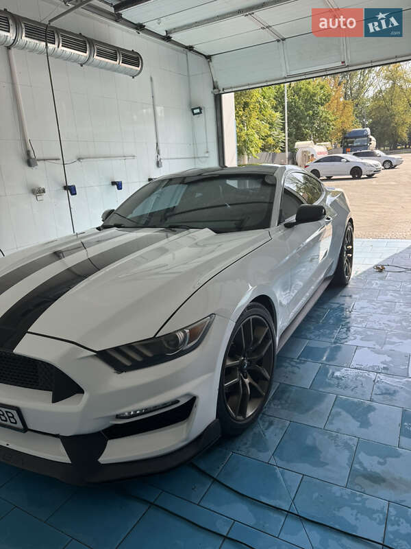 Купе Ford Mustang 2015 в Днепре фото 30 Купе Ford Mustang 2015 в Днепре