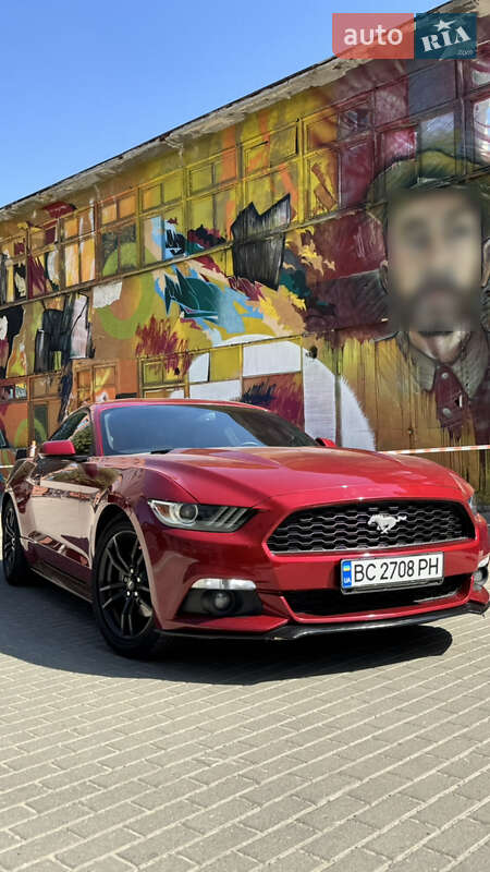 Купе Ford Mustang 2017 в 