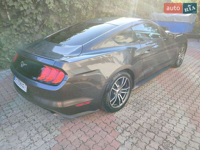 Купе Ford Mustang 2017 в Пятихатках фото 6 Купе Ford Mustang 2017 в Пятихатках