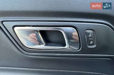 Купе Ford Mustang 2018 в 