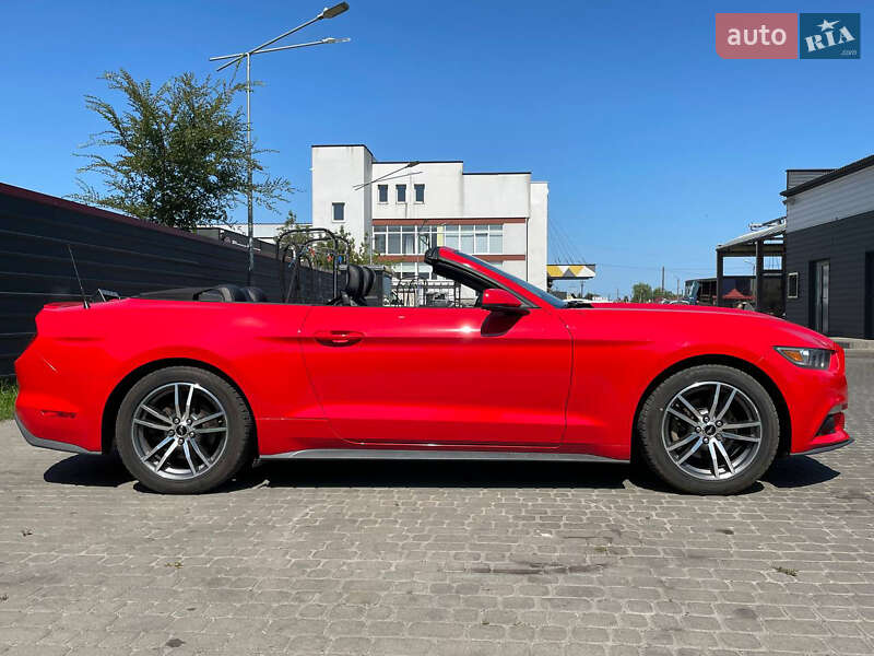 Кабриолет Ford Mustang 2015 в Ковеле