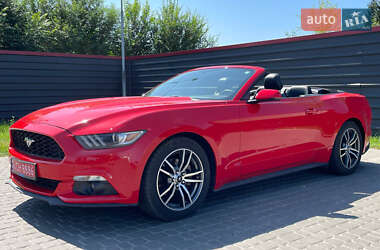 Кабриолет Ford Mustang 2015 в 
