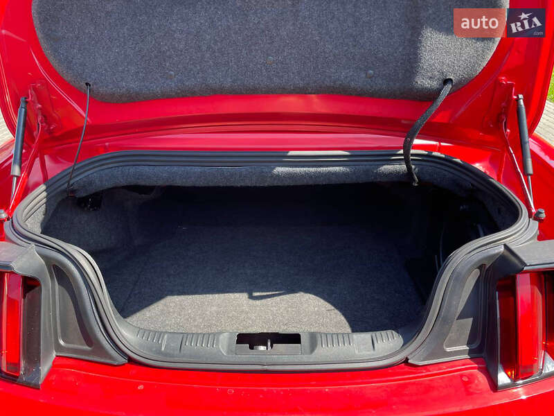 Кабриолет Ford Mustang 2015 в Ковеле