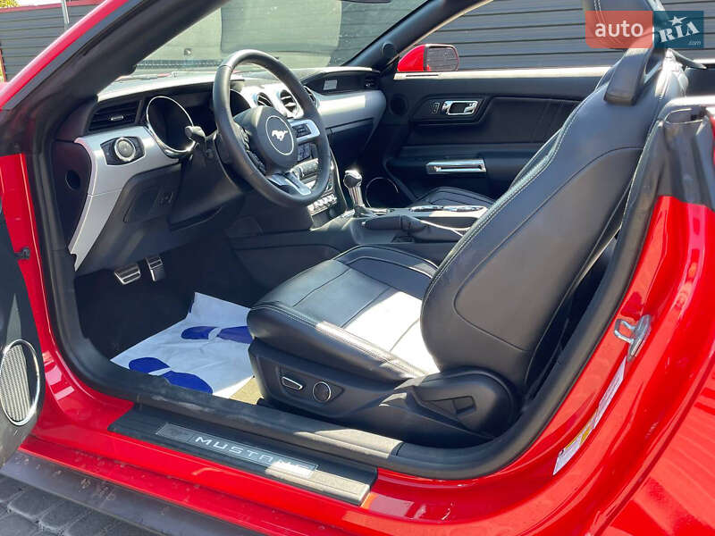 Кабриолет Ford Mustang 2015 в Ковеле