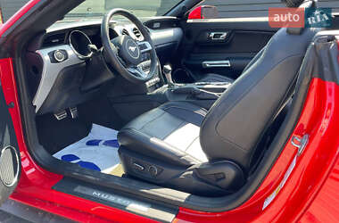 Кабриолет Ford Mustang 2015 в 