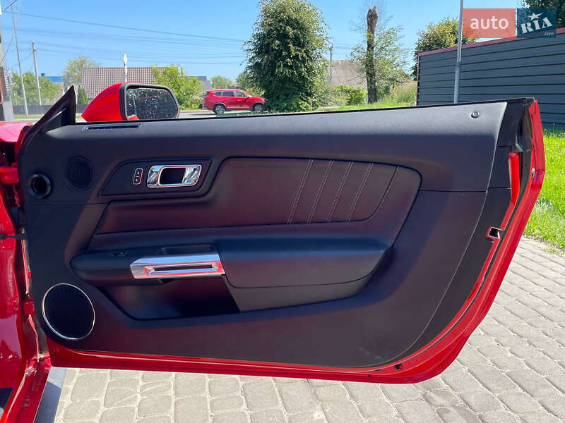 Кабриолет Ford Mustang 2015 в Ковеле