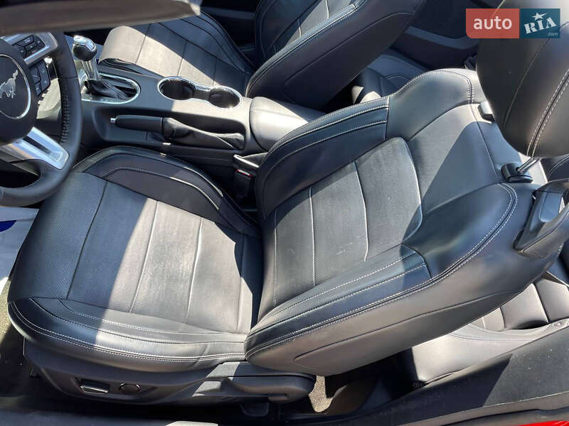 Кабриолет Ford Mustang 2015 в Ковеле