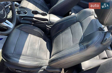 Кабриолет Ford Mustang 2015 в 