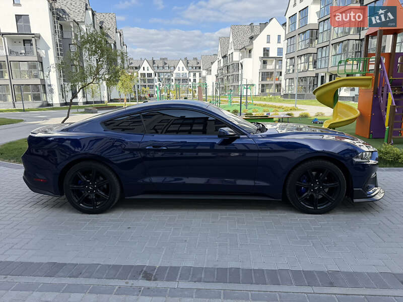 Купе Ford Mustang 2018 в Киеве