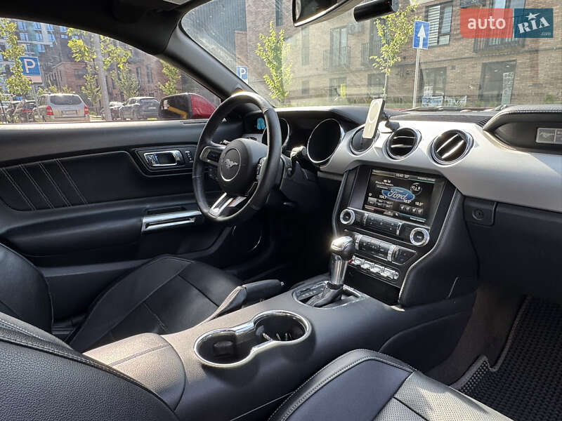 Купе Ford Mustang 2015 в Ивано-Франковске