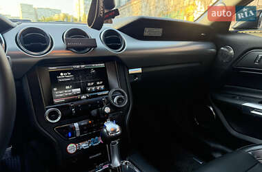 Купе Ford Mustang 2015 в 