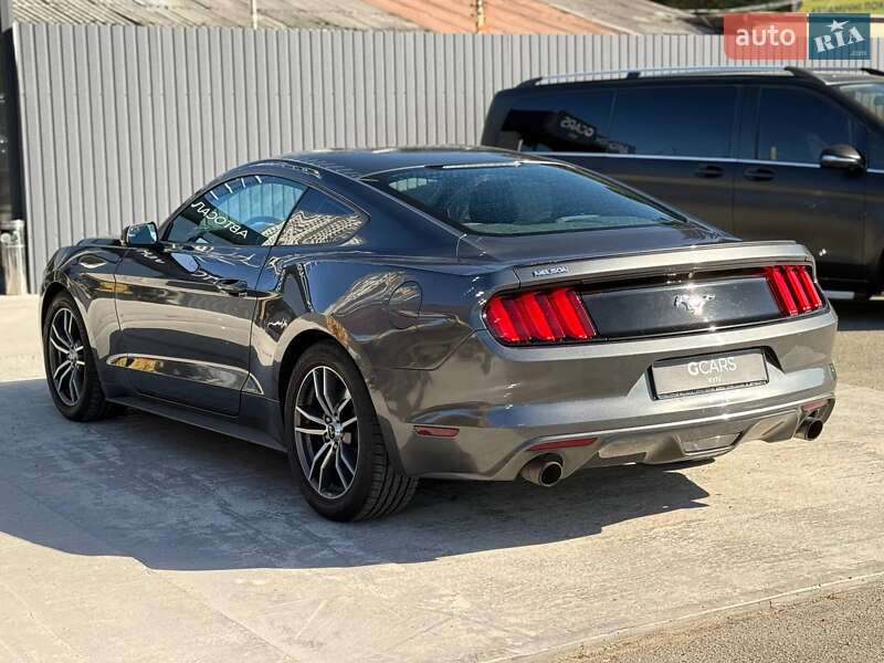 Купе Ford Mustang 2016 в Киеве фото 6 Купе Ford Mustang 2016 в Киеве