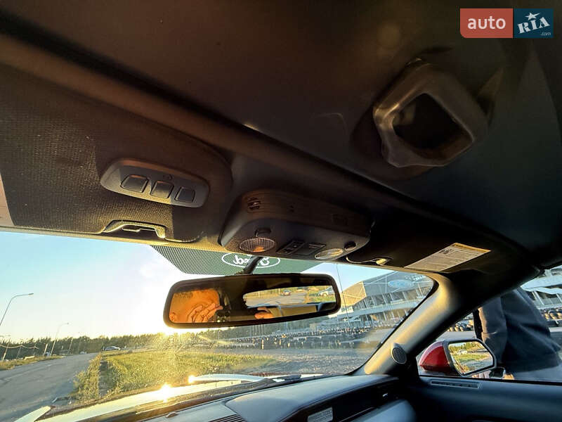 Кабриолет Ford Mustang 2016 в Львове