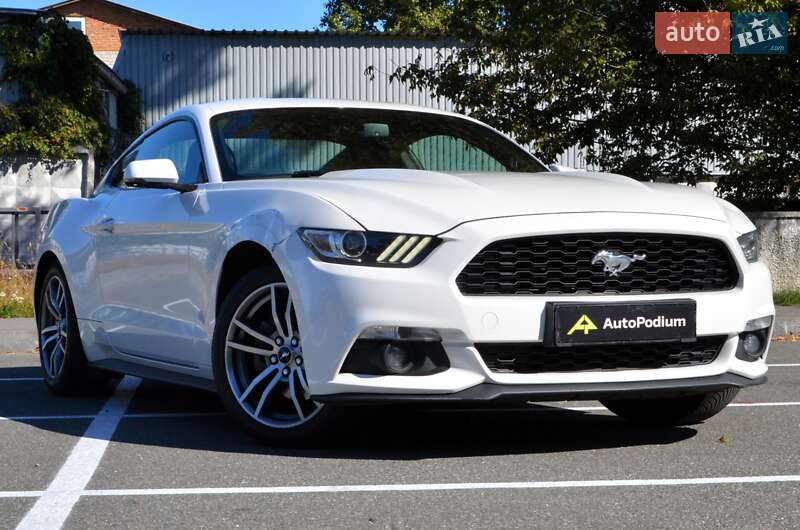 Купе Ford Mustang 2017 в Киеве