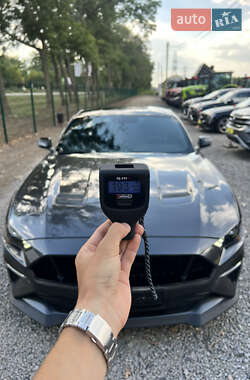 Купе Ford Mustang 2019 в 