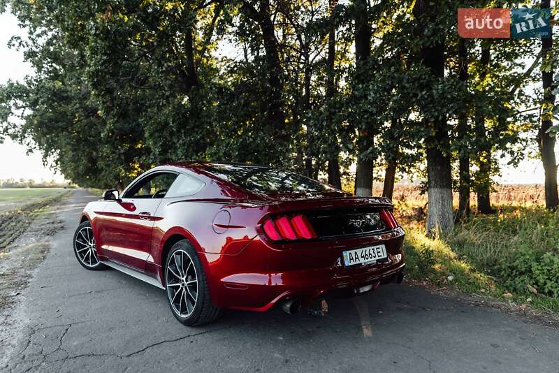 Купе Ford Mustang 2015 в Киеве