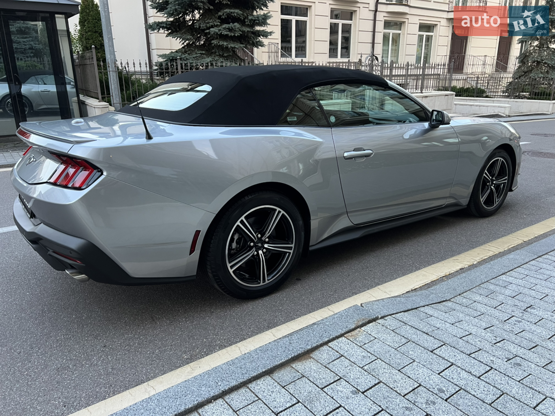 2024 Ford Mustang - мініатюра 8