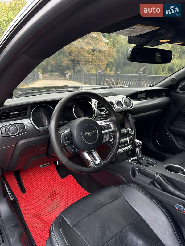 Купе Ford Mustang 2015 в Харкові
