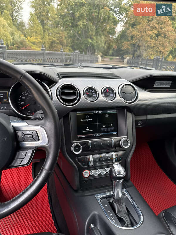 Купе Ford Mustang 2015 в Харкові