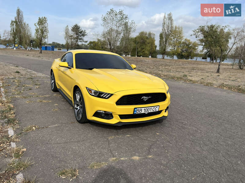 Купе Ford Mustang 2017 в Кам'янському