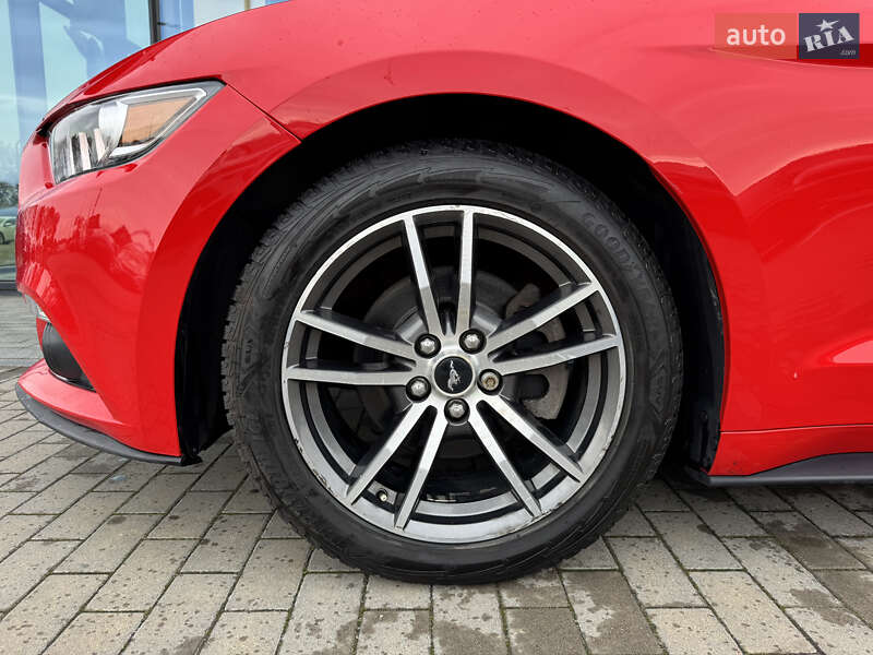 Купе Ford Mustang 2015 в Киеве