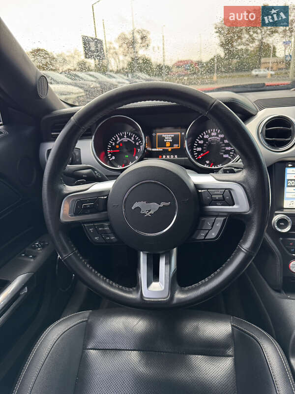 Купе Ford Mustang 2015 в Киеве