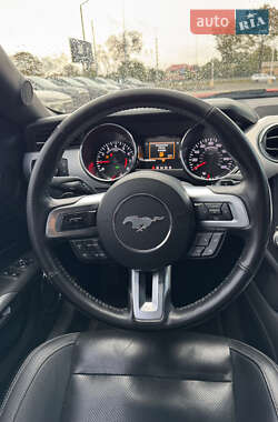 Купе Ford Mustang 2015 в 