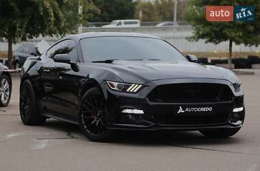 Купе Ford Mustang 2016 в Киеве