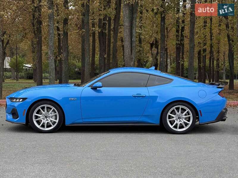 Купе Ford Mustang 2024 в 