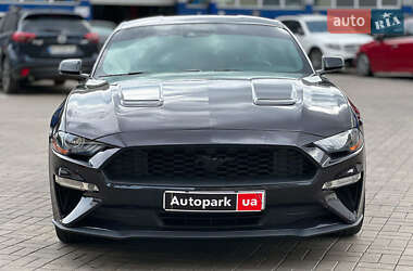 Купе Ford Mustang 2022 в 