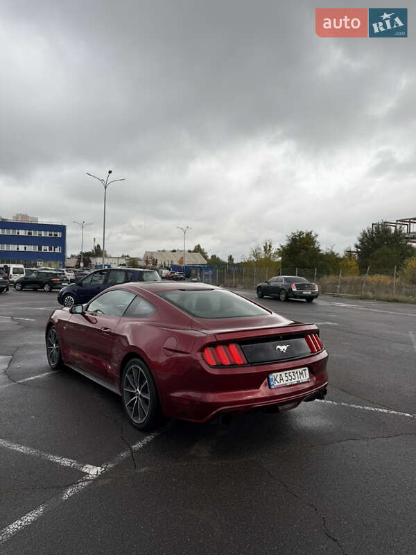 Купе Ford Mustang 2015 в Киеве